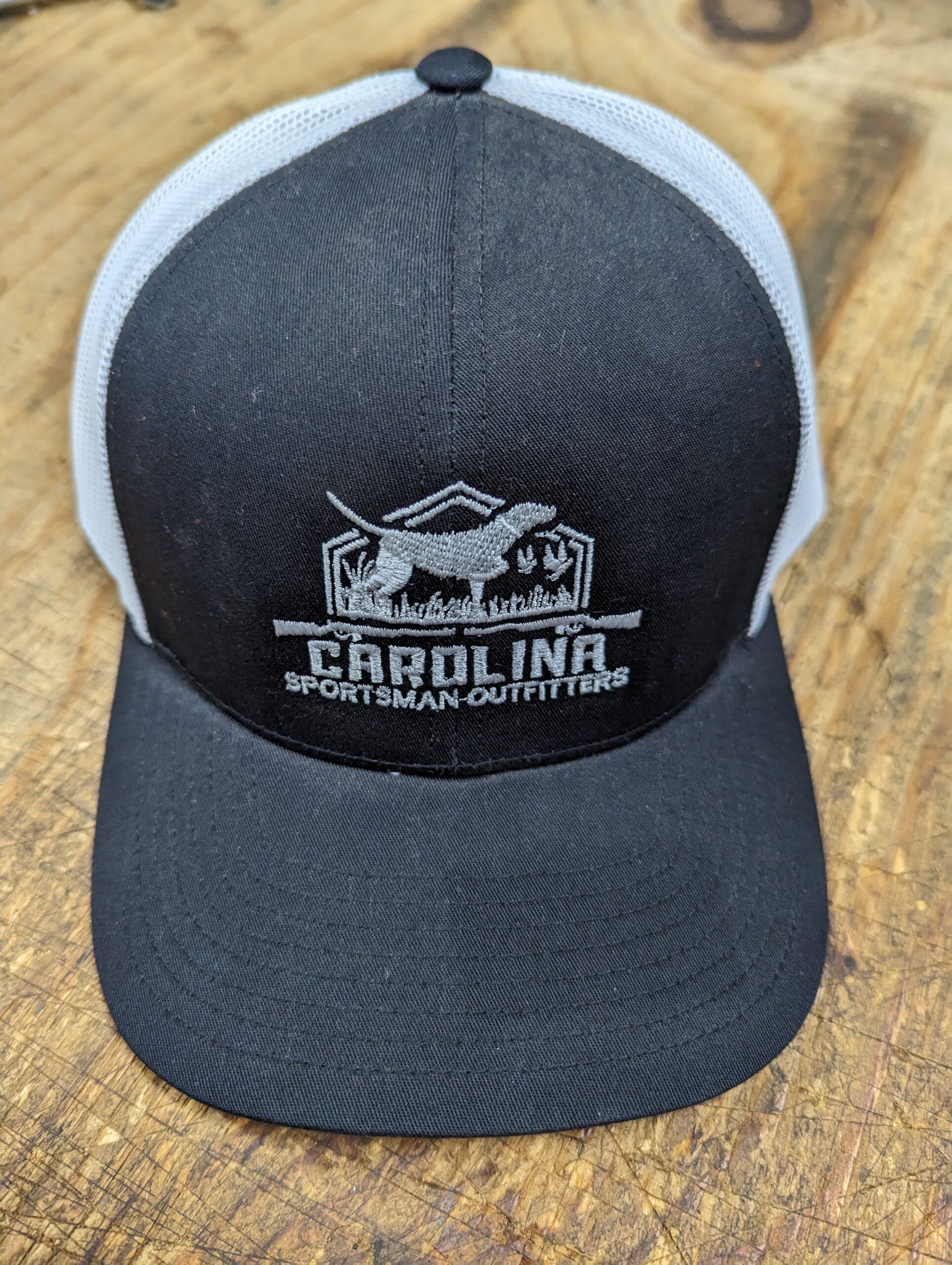 Black/White/Black 104C HAT