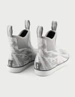 HUK Womens Rogue Wave Sharkskin Conch Shell Size 6