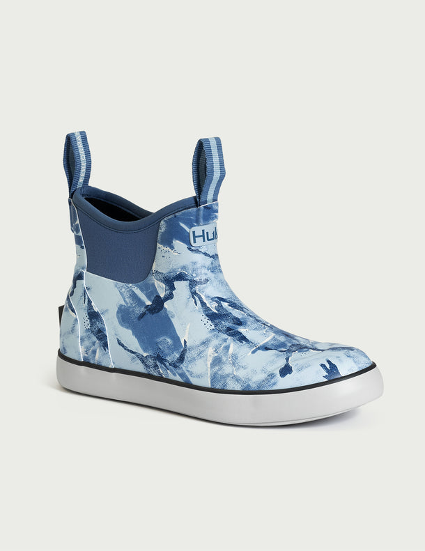 HUK Womens Rogue Wave Cane Bay Ice Water Size 5