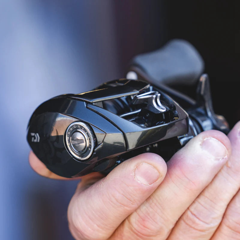 Daiwa Tatula SV TW70 Baitcast Reel additional view 2